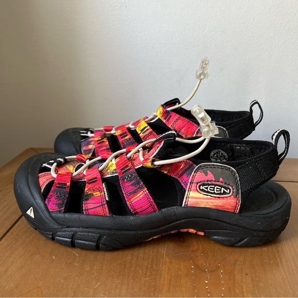 Keen Women’s Retro Newport H2 Waterproof Sandals Jerry Garcia Multicolor 7.5 - Picture 1 of 11